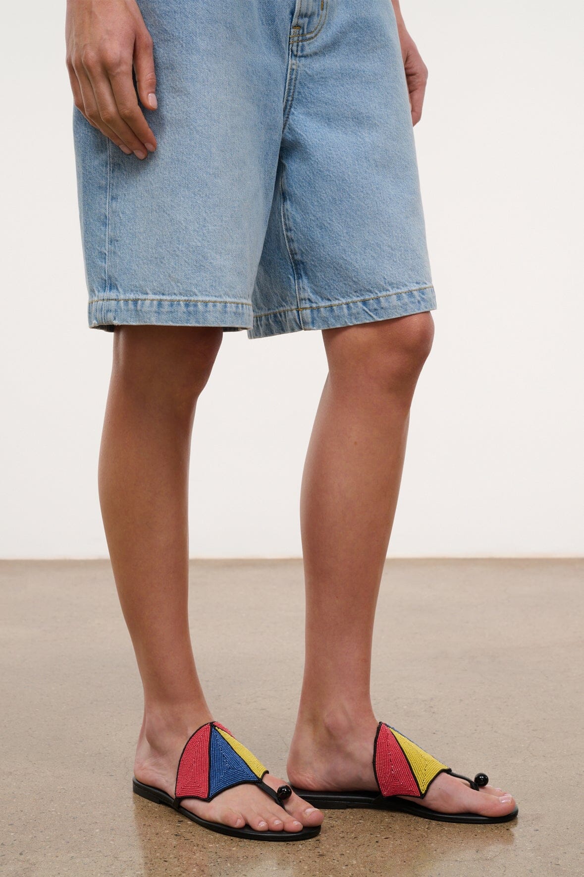 Umbrella Thong Sandal | Boardwalk