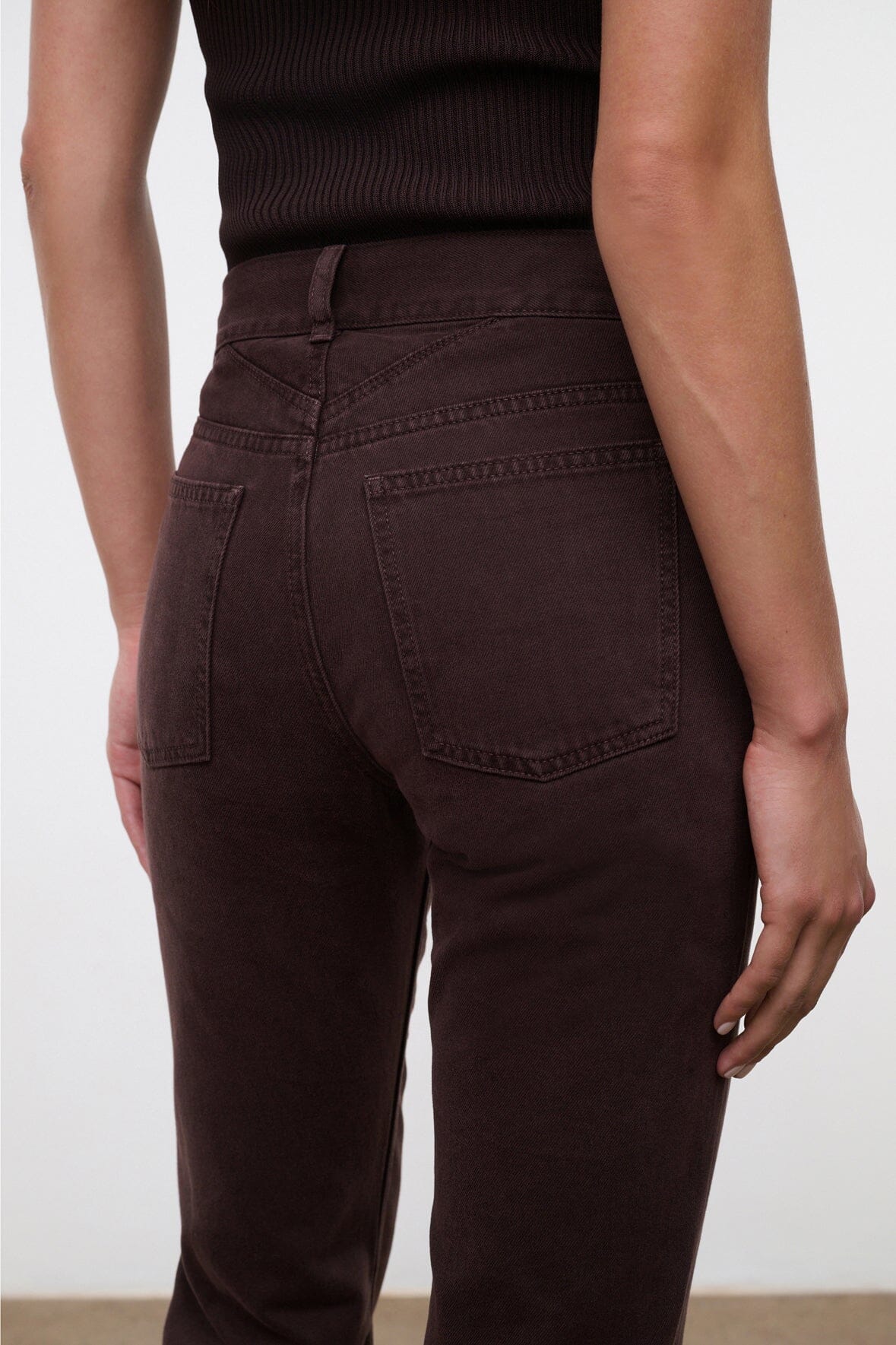 Teddy Straight Jean | Earth