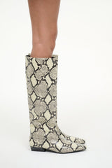 Wally Flat Boot | White Snake