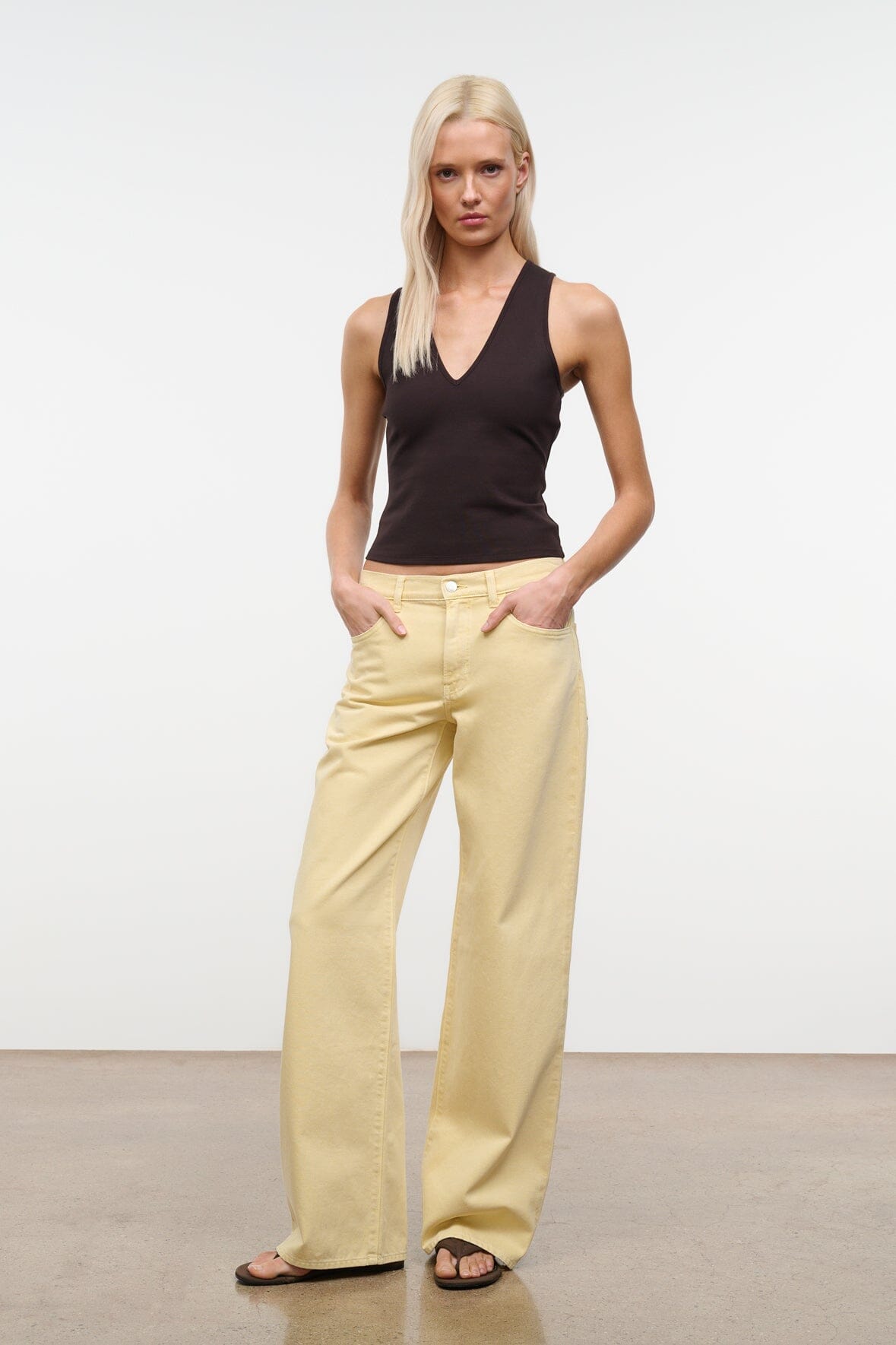 Gus Relaxed Jean | Butter
