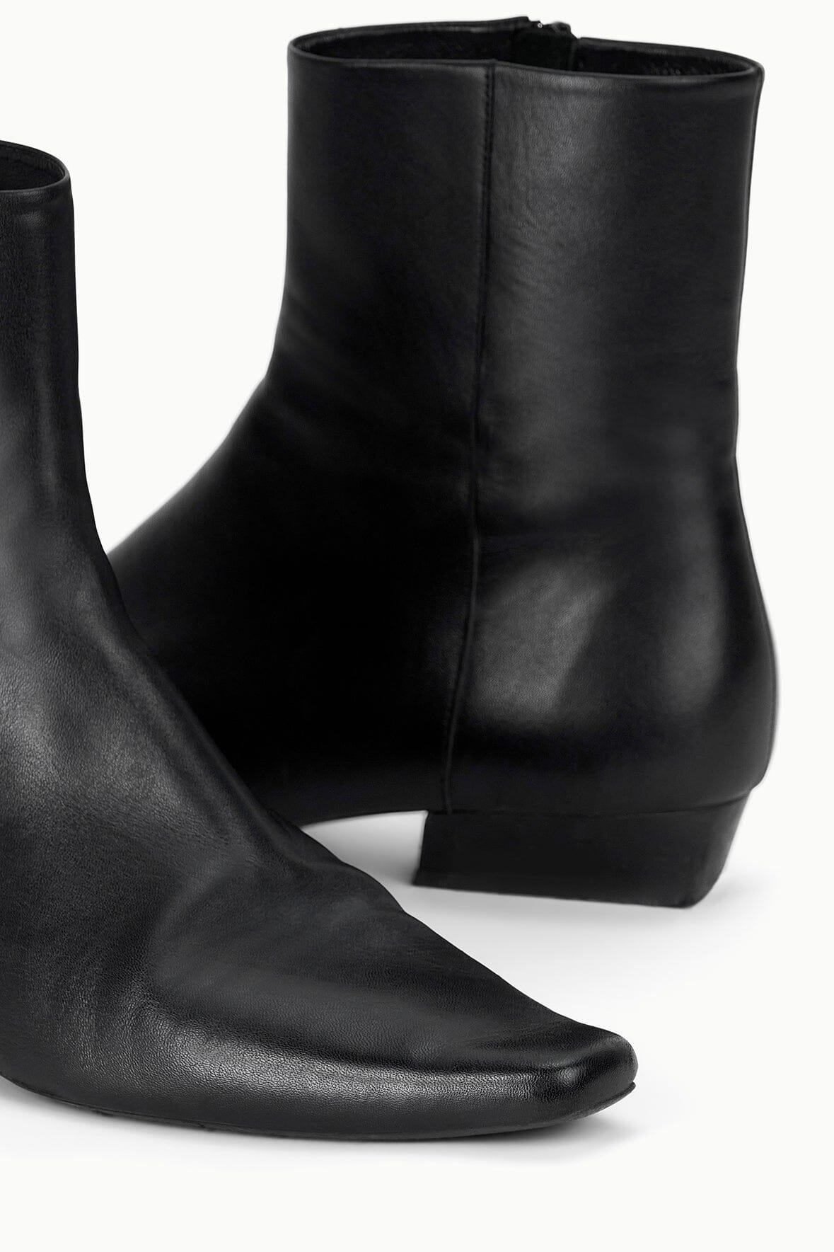 Wally Flat Ankle Boot | Black